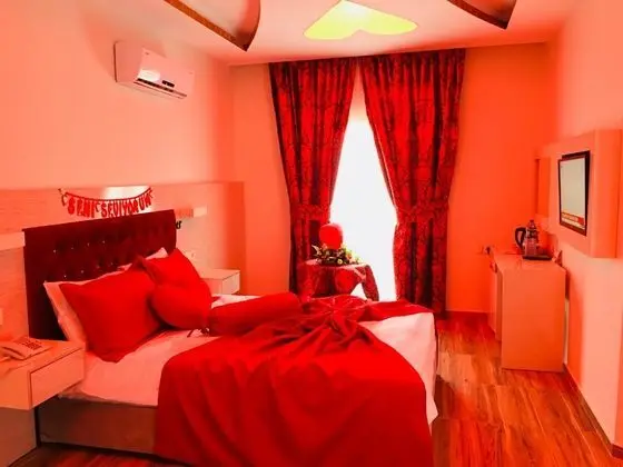 Balayı Odası, Şehir Manzaralı