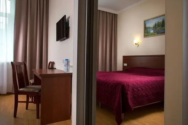 Standard Tek Büyük Yataklı Oda