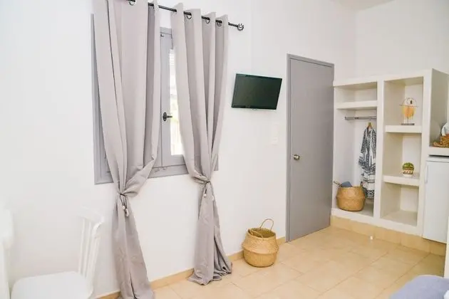 Deluxe Tek Büyük Yataklı Oda, Deniz Manzaralı, Denize Bakan (Mini Pool)