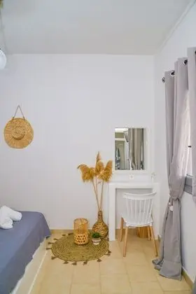 Deluxe Tek Büyük Yataklı Oda, Deniz Manzaralı, Denize Bakan (Mini Pool)