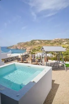 Tek Büyük Yataklı Oda, Deniz Manzaralı (Mini Pool)