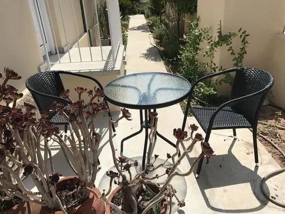 Luxury Stüdyo Süit, 1 Büyük (Queen) Boy Yatak, Bahçe Manzaralı (Carob Garden Studio)