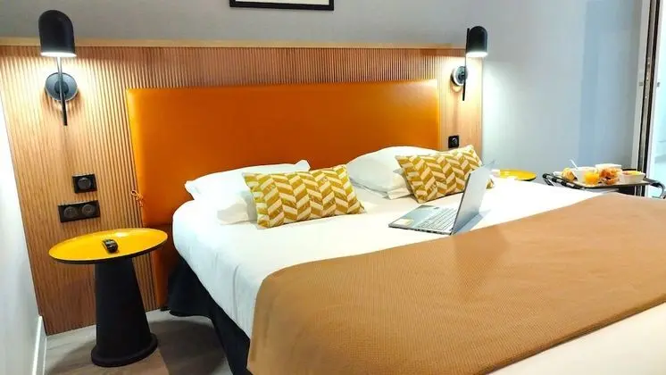 Tek Büyük Yataklı Oda