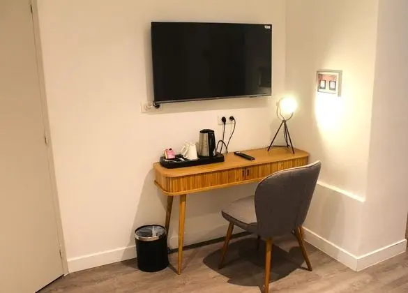 Tek Büyük Yataklı Oda