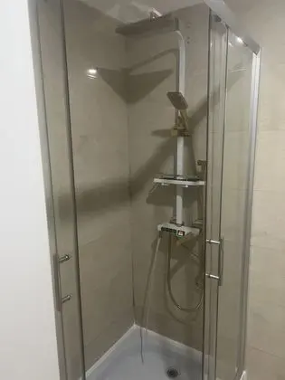 Economy Tek Büyük Yataklı Oda