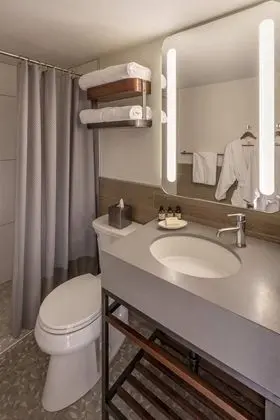 Oda, 2 Büyük (Queen) Boy Yatak, Liman Manzaralı