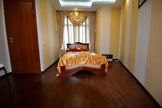 Economy Tek Büyük Yataklı Oda, Ortak Banyo