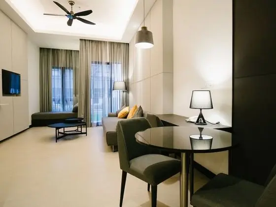 Suite, 2 BR