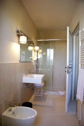 Tek Büyük Yataklı Oda, Bahçe Manzaralı