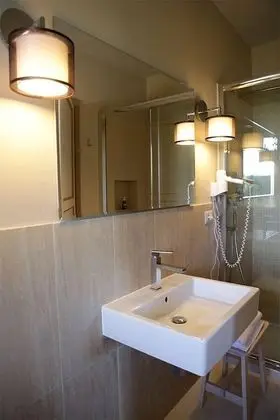 Tek Büyük Yataklı Oda, Bahçe Manzaralı