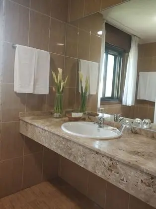 Economy Tek Büyük veya İki Ayrı Yataklı Oda