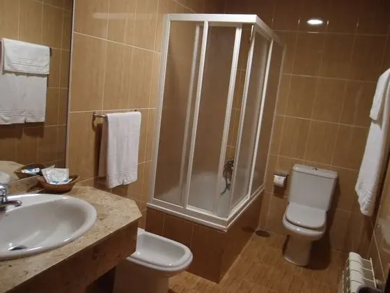 Tek Büyük veya İki Ayrı Yataklı Oda