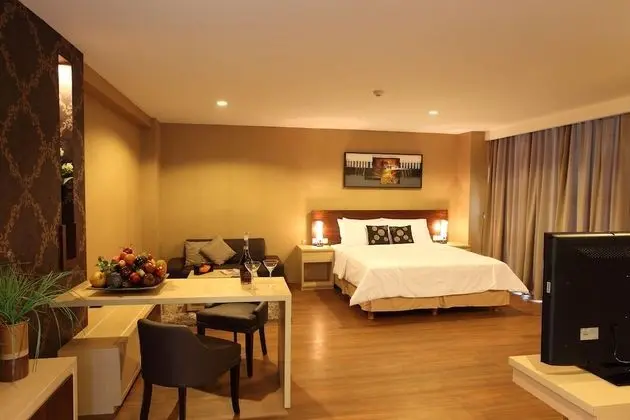 Süit (Includes Free Laundry 2 pcs / day)