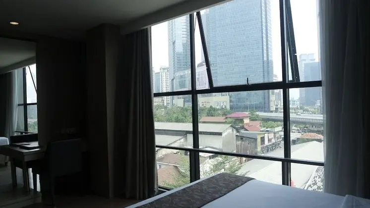 Süit (Includes Free Laundry 2 pcs / day)