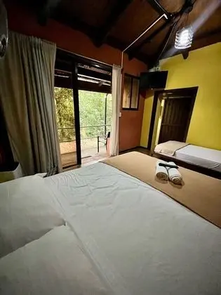 Basic Üç Kişilik Oda, Birden Çok Yatak