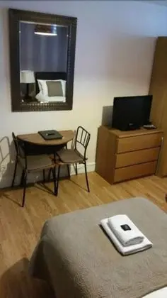 Standard Stüdyo (single)