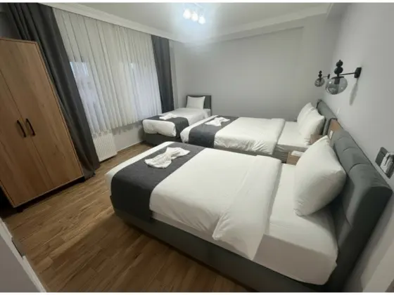 Aile Odası, Şehir Manzaralı