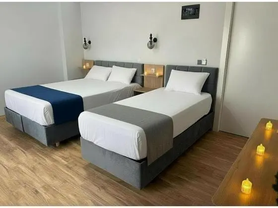Üç Kişilik Oda, Şehir Manzaralı