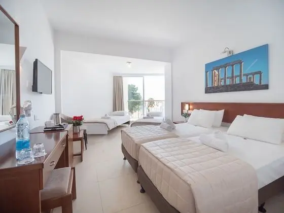 Standard Tek Büyük veya İki Ayrı Yataklı Oda, 1 Çift Kişilik veya 2 Tek Kişilik Yatak, Balkon