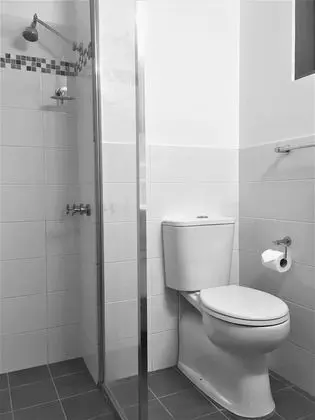 Comfort Tek Büyük veya İki Ayrı Yataklı Oda