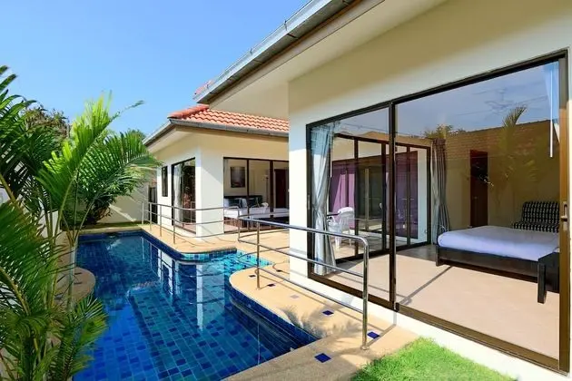2 Bedrooms Villa with Private Pool and Jacuzzi