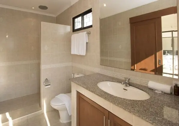 2 Bedrooms Villa with Private Pool and Jacuzzi
