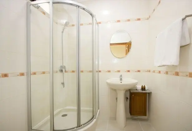 3 Bedrooms Villa with Private Pool and Hot Tub
