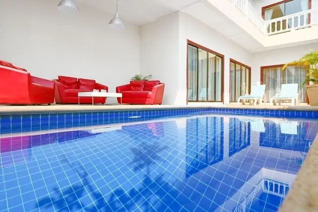 3 Bedrooms Villa with Private Pool and Hot Tub