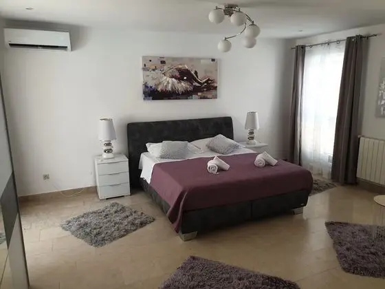 Family Villa, Kişiye Özel Havuzlu