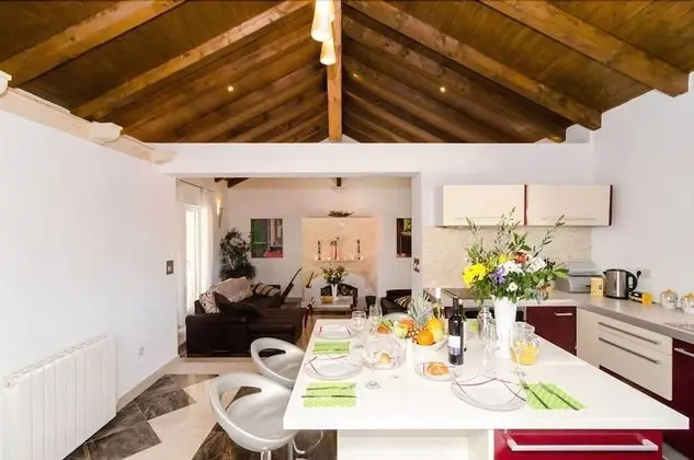 Family Villa, Kişiye Özel Havuzlu