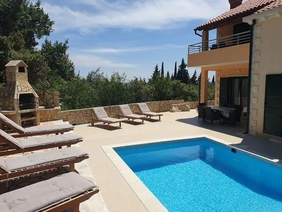Family Villa, Kişiye Özel Havuzlu