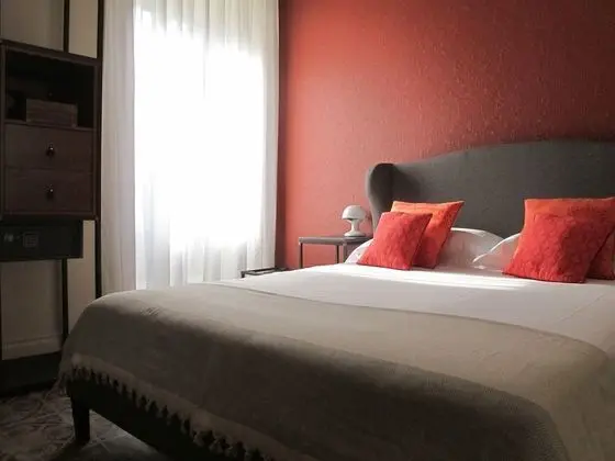 Tek Büyük Yataklı Oda, Banyolu/Duşlu