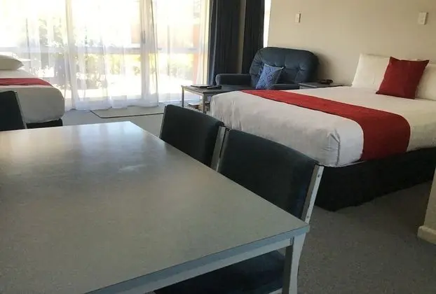 Stüdyo (Unit 1)