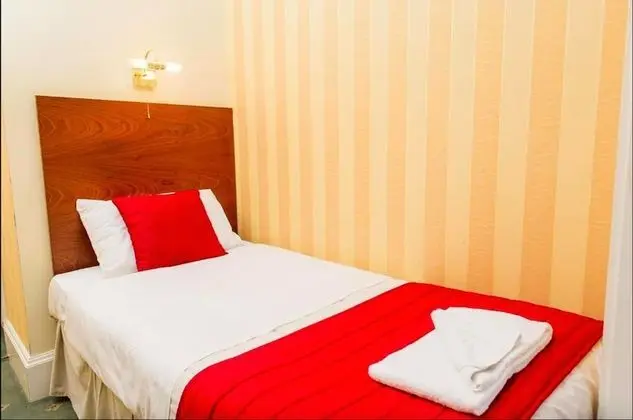 Tek Kişilik Oda, Banyolu/Duşlu