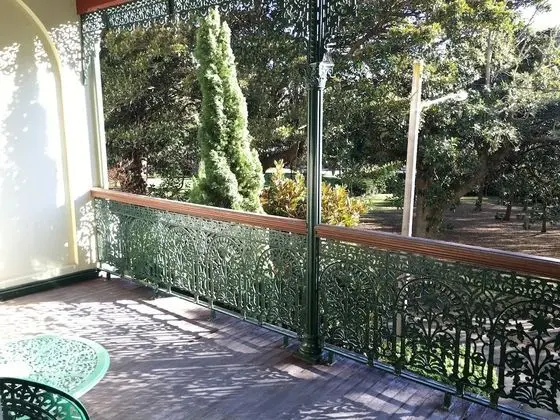 Süit, Balkon