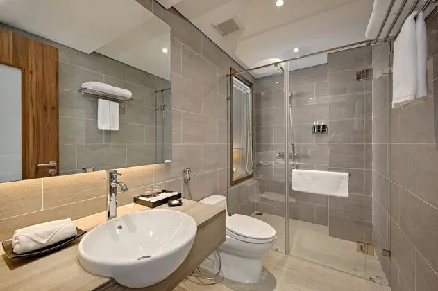 Grand Oda, 1 En Büyük (King) Boy Yatak, Şehir Manzaralı