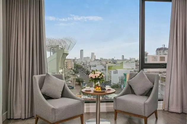 Grand Oda, 1 En Büyük (King) Boy Yatak, Şehir Manzaralı