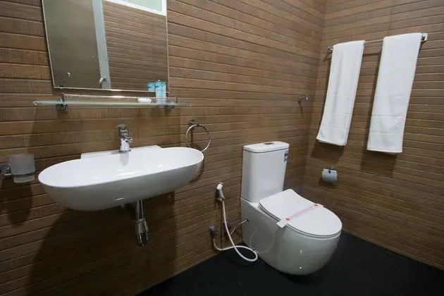Deluxe Dört Kişilik Oda, 2 Çift Kişilik Yatak, Balkon, Dağ Manzaralı