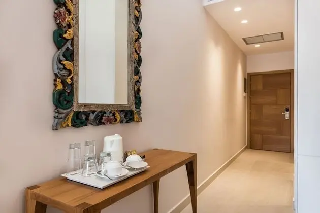 Luxury Tek Büyük Yataklı Oda (Acalle)