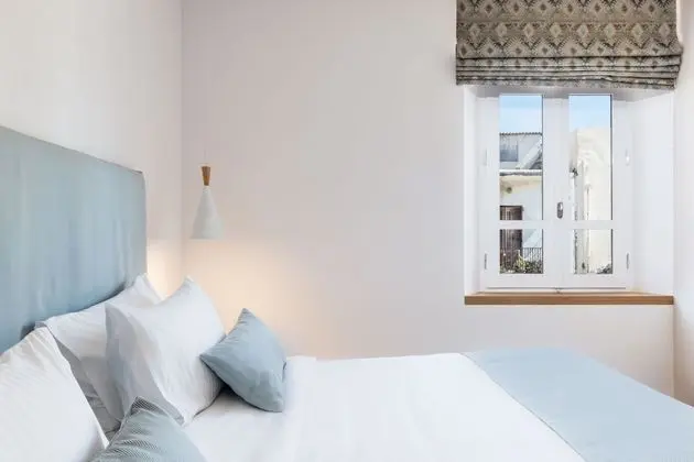 Luxury Tek Büyük Yataklı Oda (Acalle)