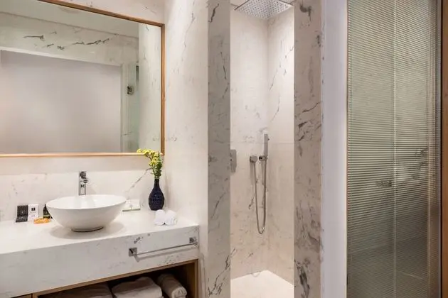 Luxury Tek Büyük Yataklı Oda (Acalle)