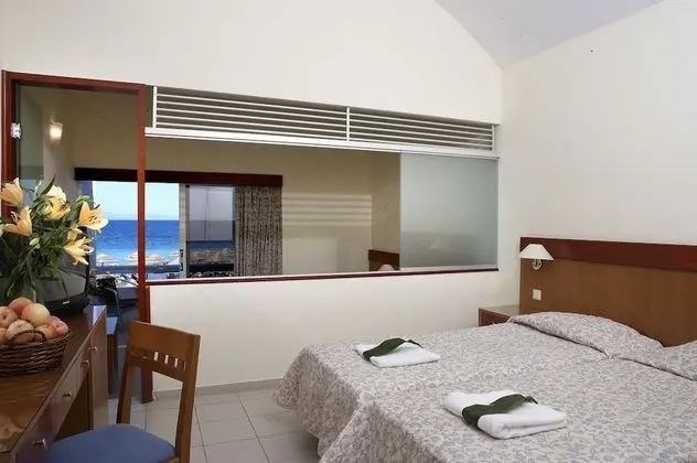 Family Oda, Balkon, Bahçe Manzaralı