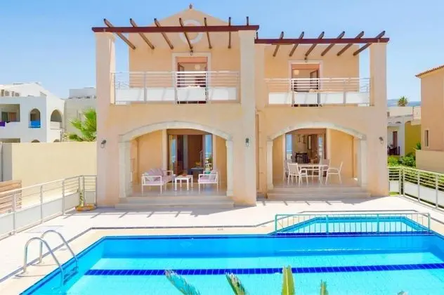 Villa, Sigara İçilebilir