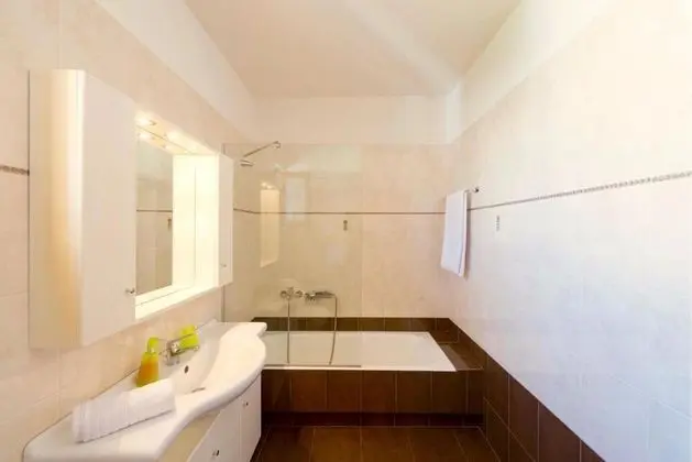 Villa, Sigara İçilebilir