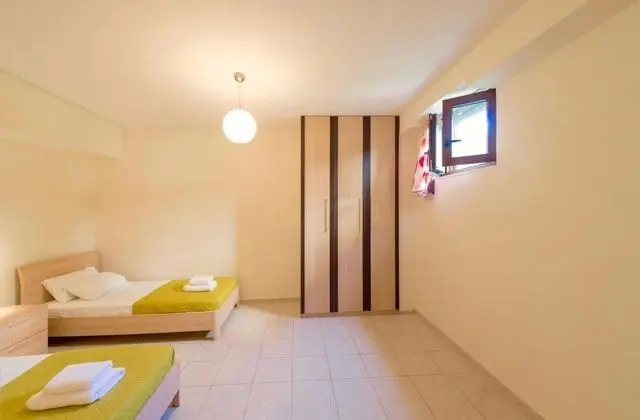 Villa, Sigara İçilebilir