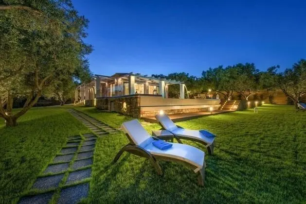 Villa, 3 Yatak Odası, Kişiye Özel Havuzlu, Deniz Manzaralı