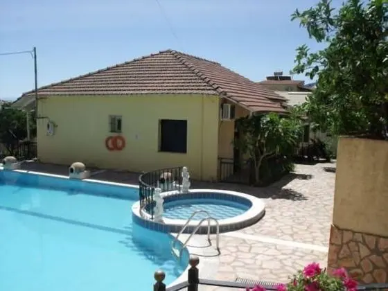 Apart Daire, 3 Yatak Odası, Kısmi Deniz Manzaralı