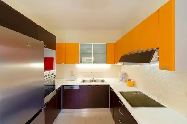 Villa, 6 Yatak Odası, Kişiye Özel Havuzlu, Denize Sıfır