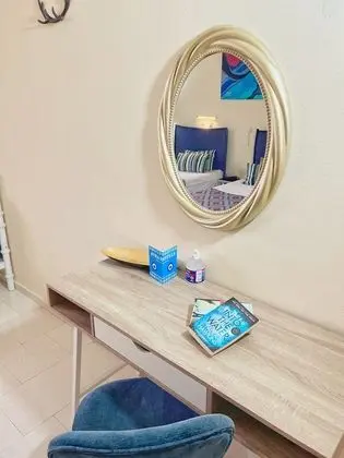 Triple Studio , Sea View