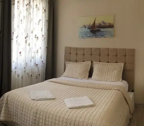 Standard Tek Büyük veya İki Ayrı Yataklı Oda
